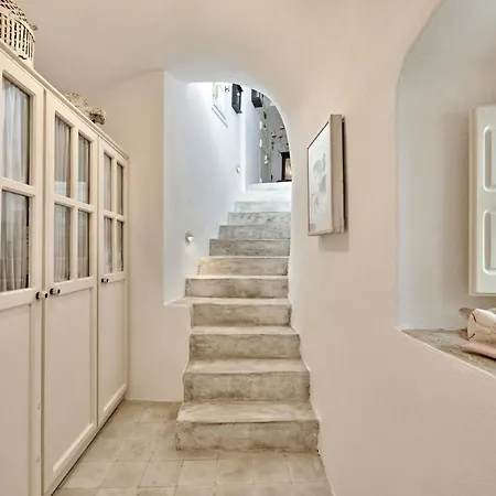 Finikia Residence