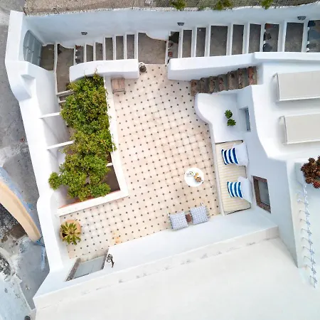 בית נופש Finikia Residence