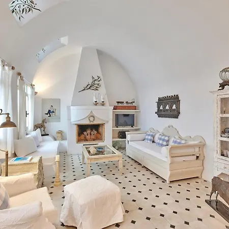 Finikia Residence Nyaraló *